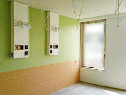 24. 四人部屋